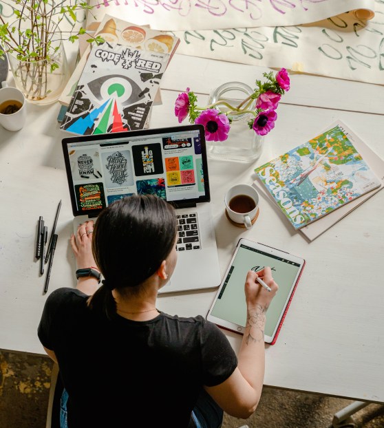 Marketing collateral design services